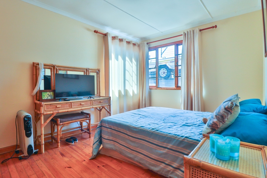 10 Bedroom Property for Sale in Dana Bay Western Cape